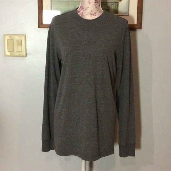 Basic Editions Tops - Basic Editions Gray T-Shirt